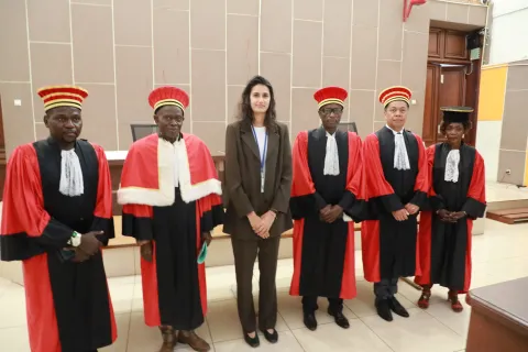 photo officielle prestation de serment Nitya Duella